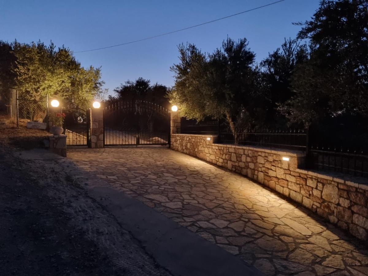 Villa Carisma Livadhákia Exteriér fotografie